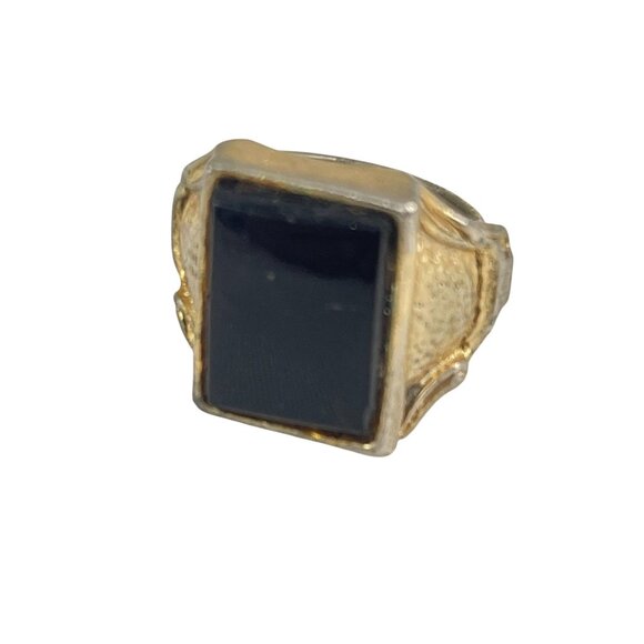 Vintage Gold-Tone Black Stone Statement Ring Size 7 Jewelry Bold Rectangular - Picture 5 of 6